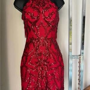 NEW AVA PRESLEY halter sequin homecoming dress in red